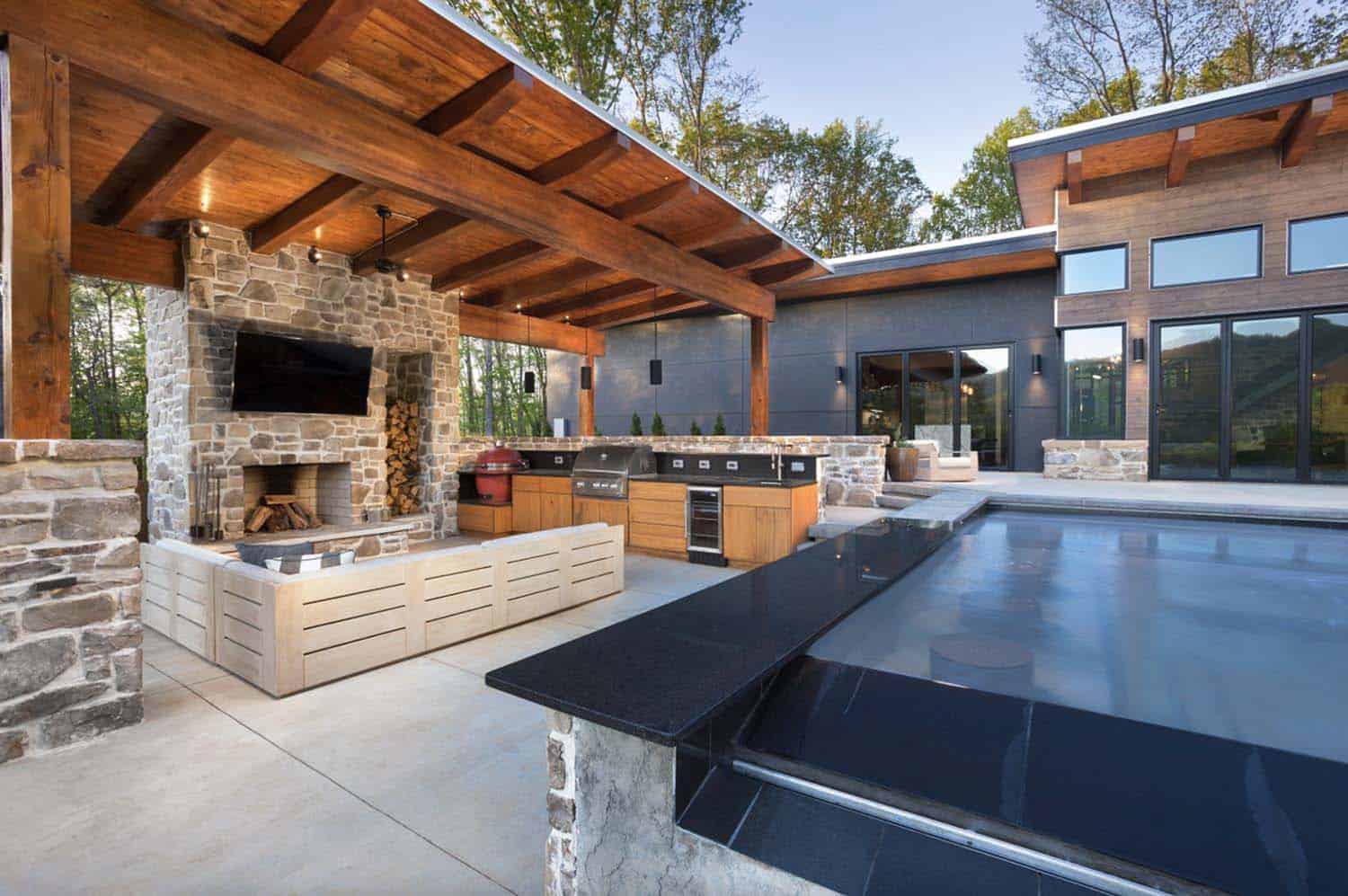outdoor-living-contemporary-pool