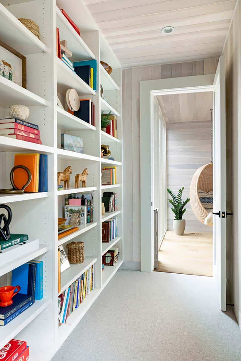 nordic-style-home-library