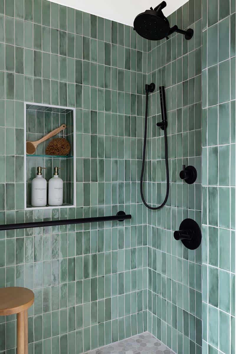 nordic-style-bathroom-shower