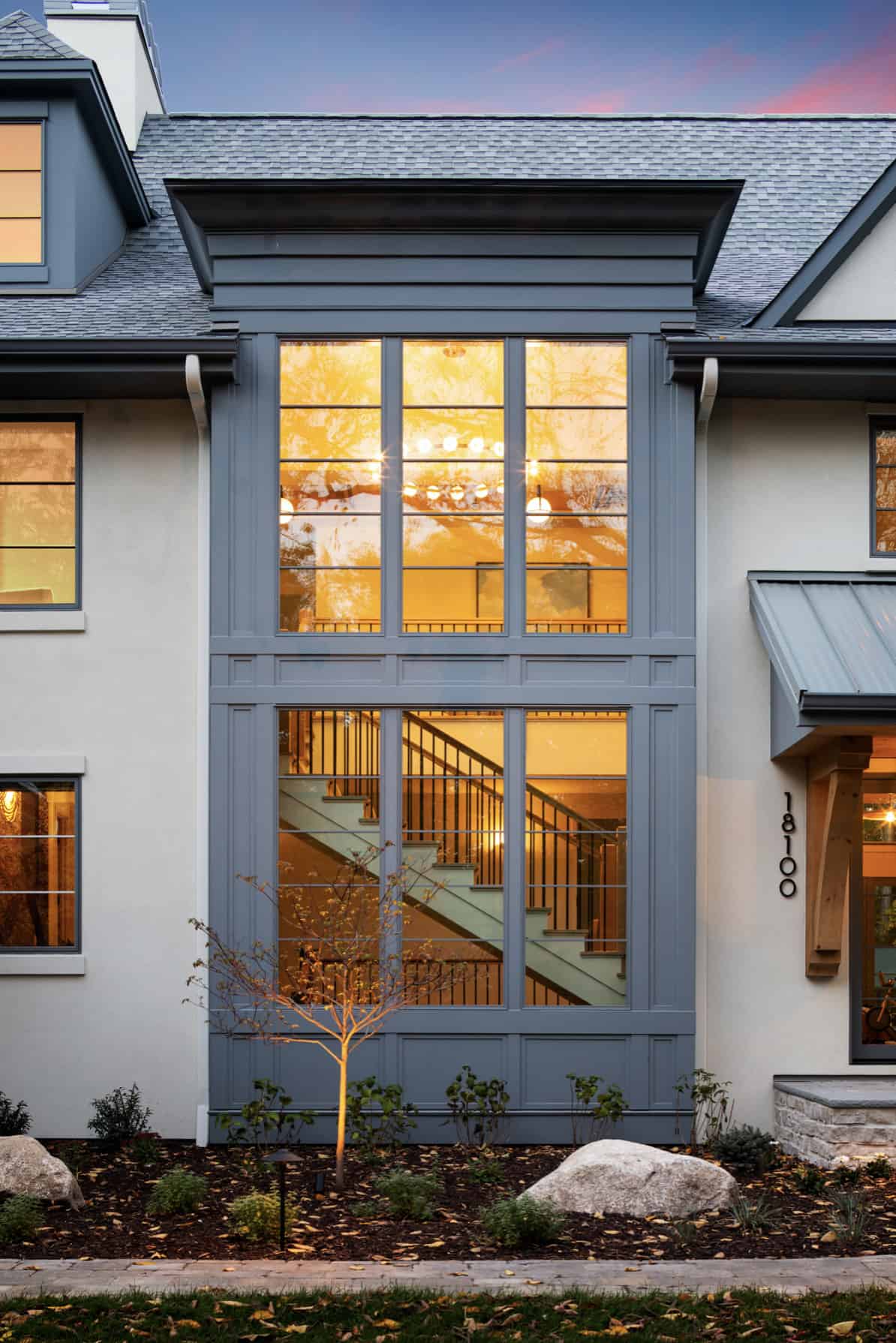 organic-modern-home-exterior