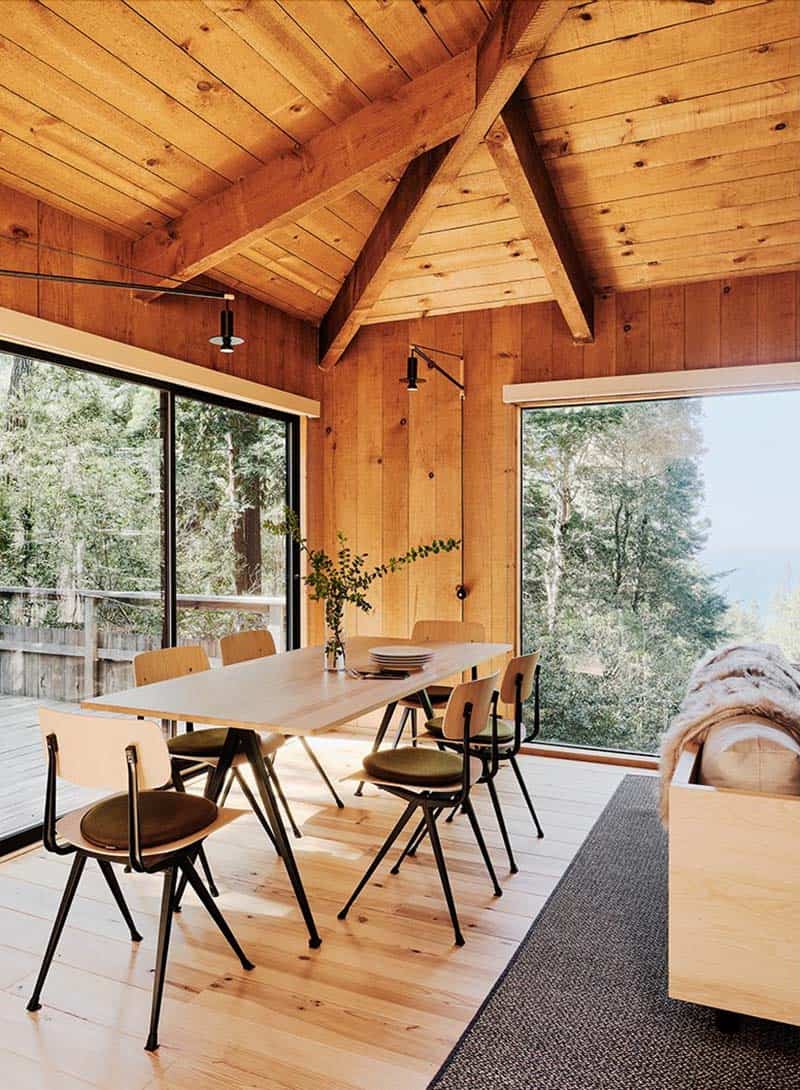 modern-cabin-dining-room