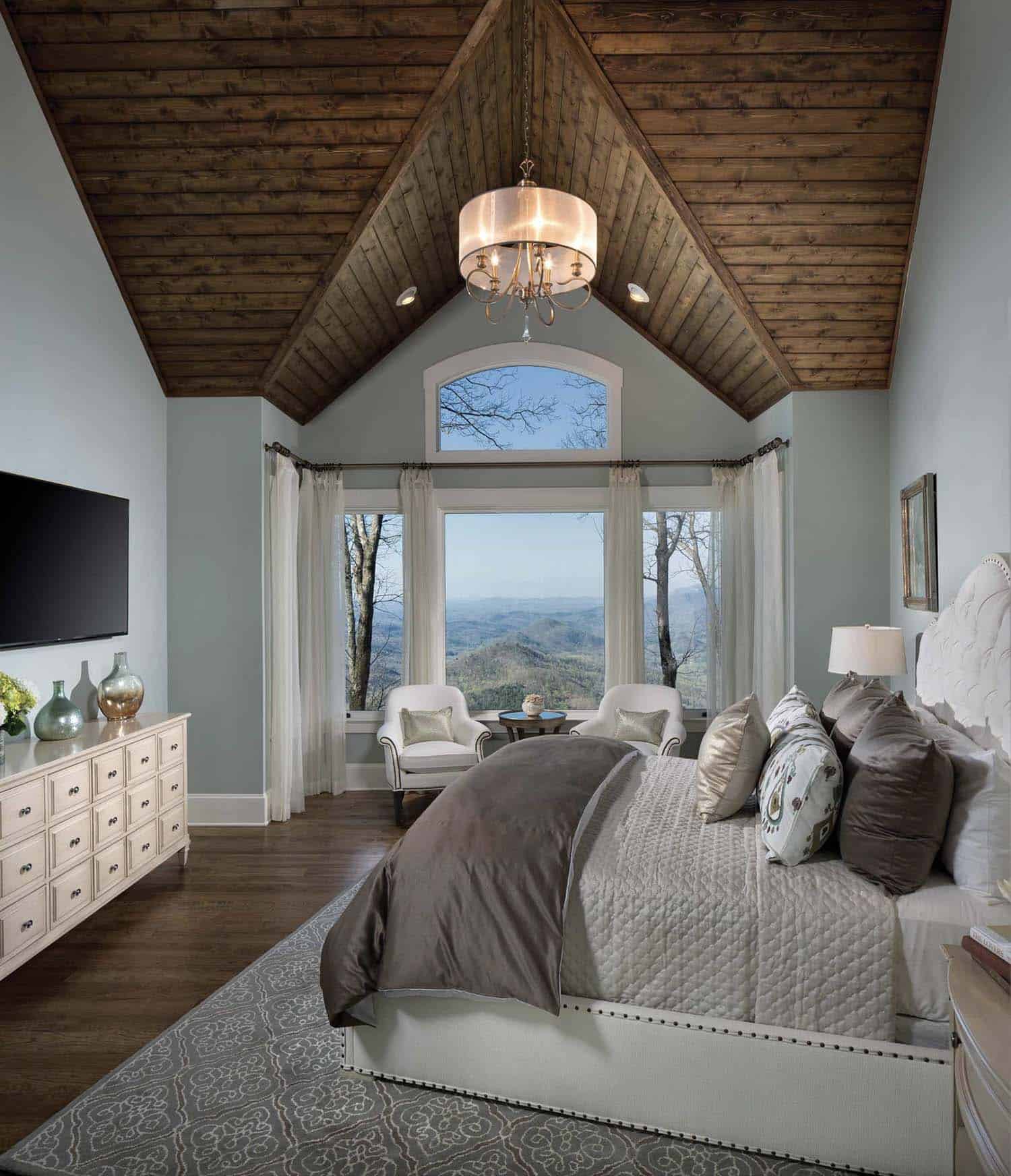 luxurious-and-relaxing-gray-bedroom-design-scheme