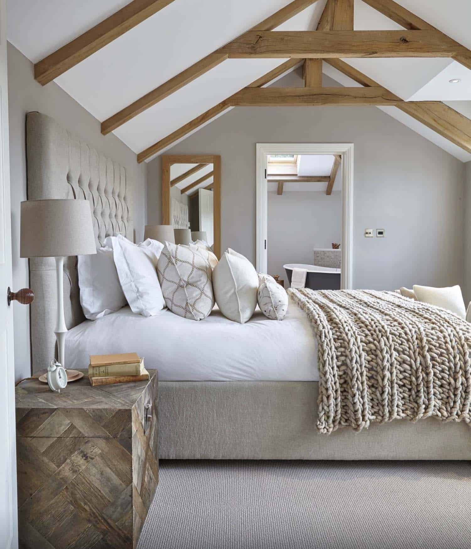 peaceful-and-serene-gray-bedroom-design-scheme