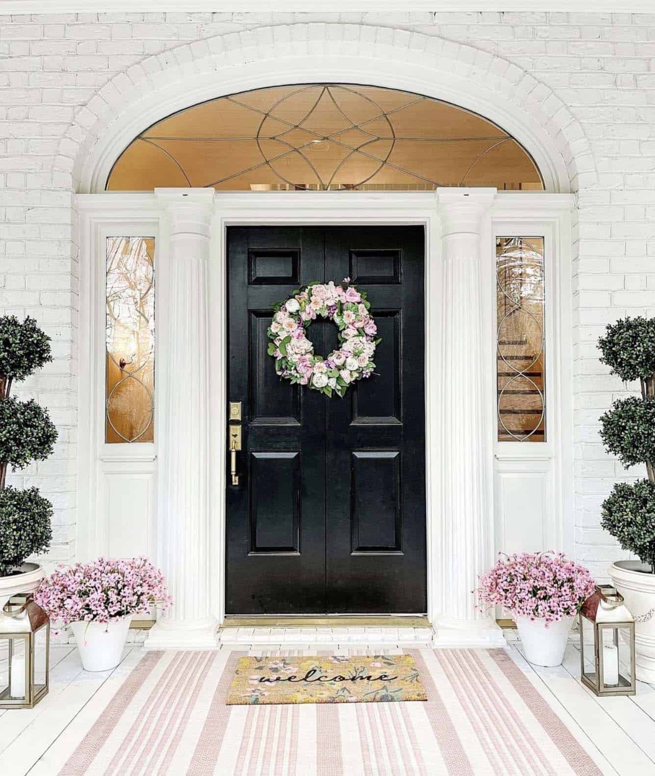 welcoming-and-elegant-spring-porch