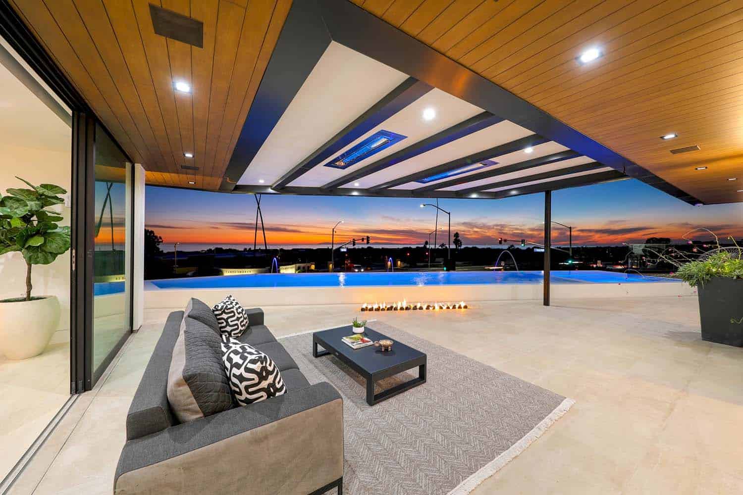 contemporary-living-room-at-dusk