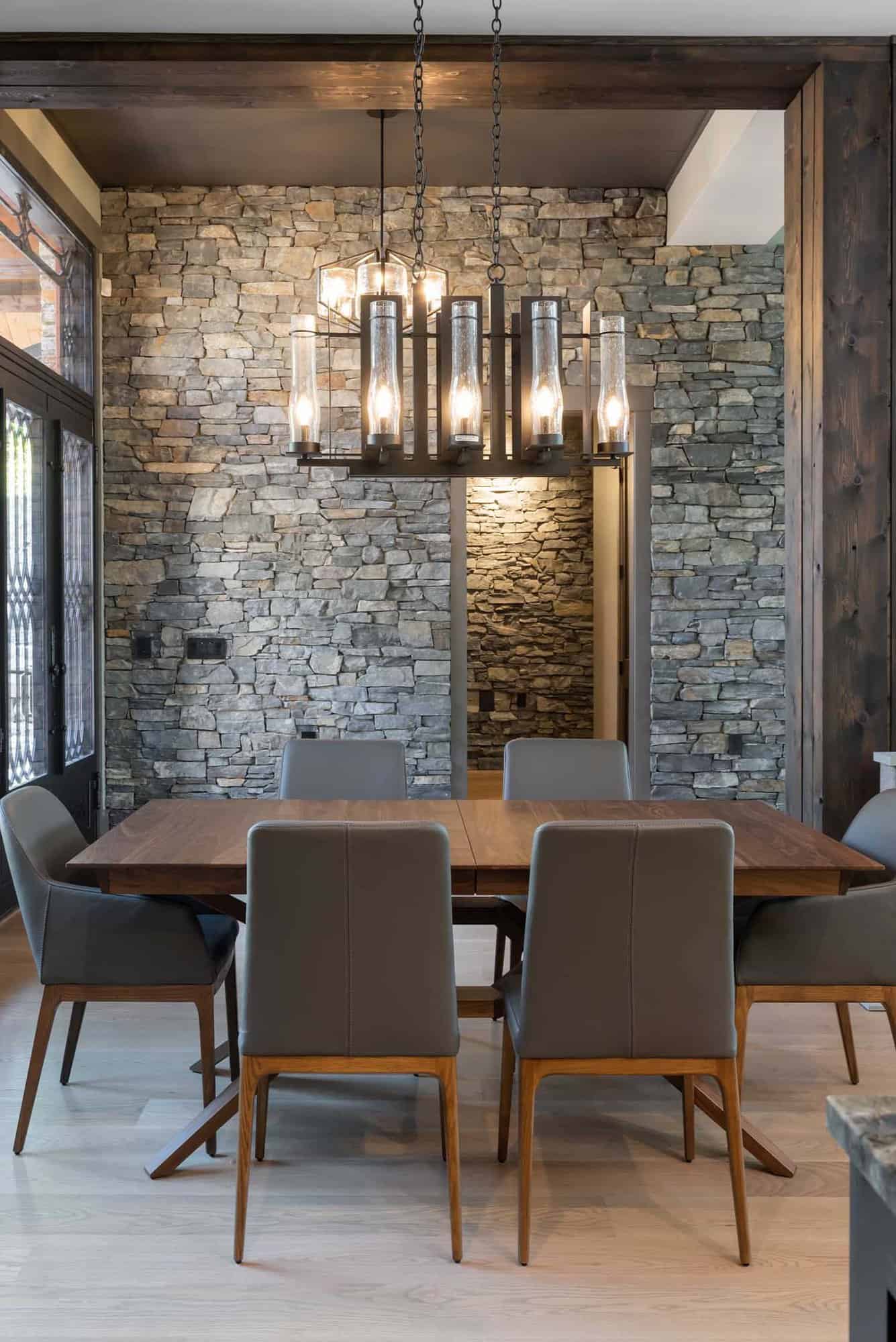 craftsman-style-dining-room