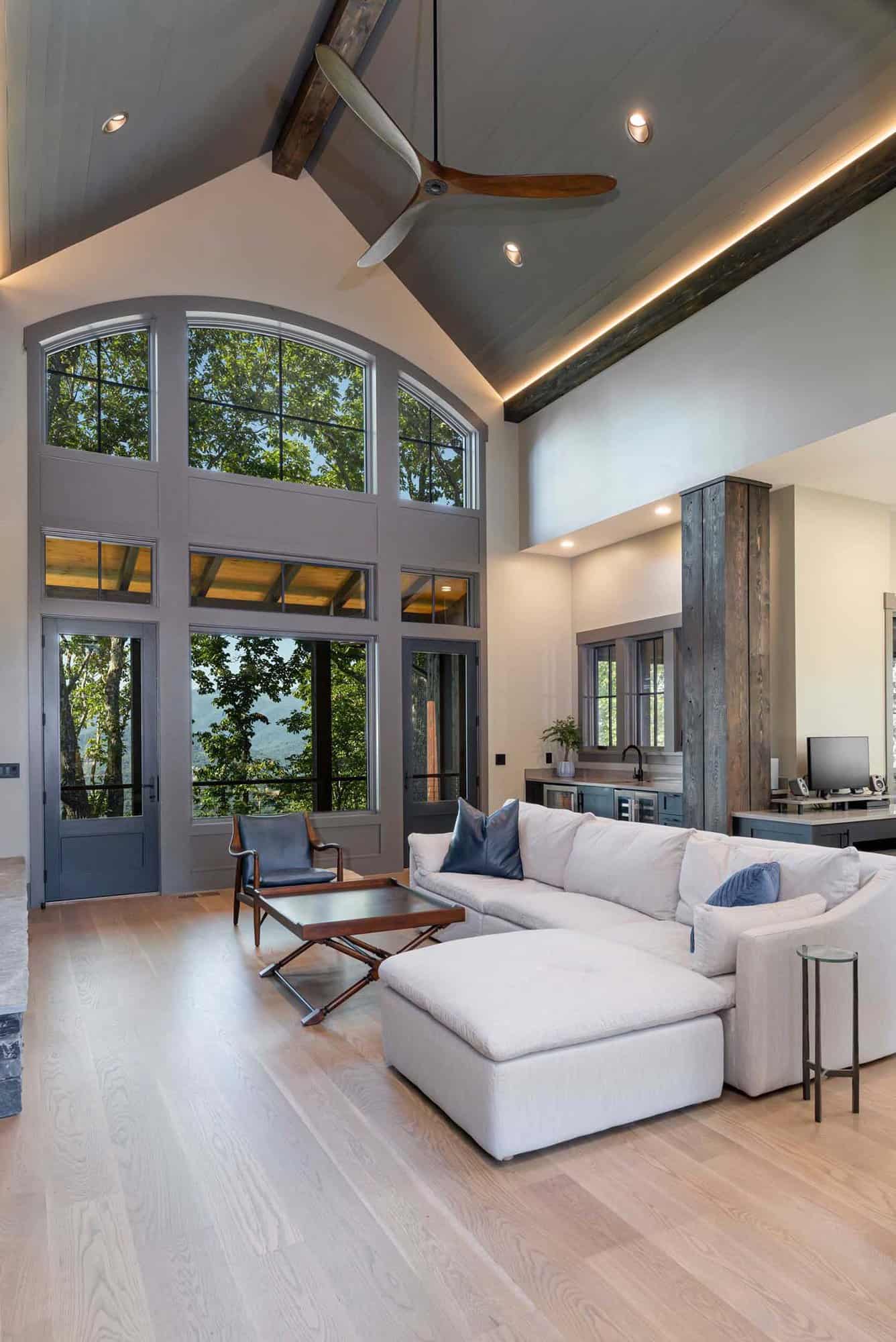 craftsman-style-living-room