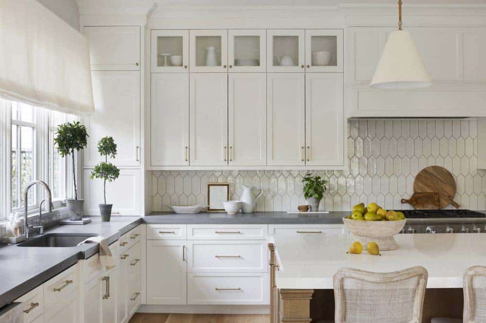 elegant-european-inspired-kitchen