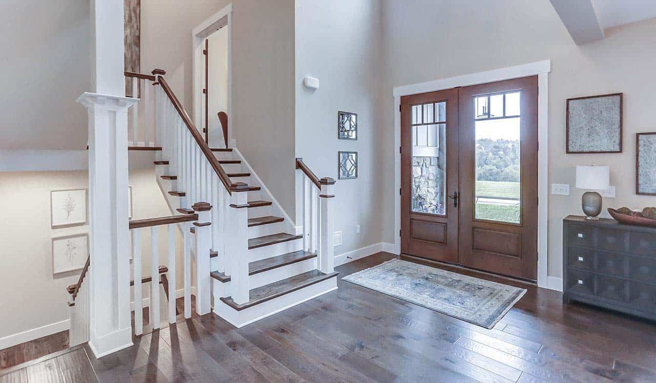 farmhouse-style-home-foyer-with-staircase