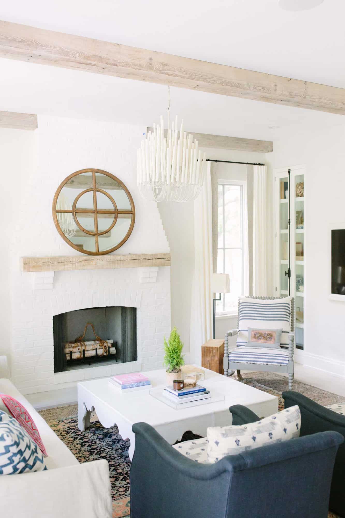 modern-farmhouse-style-living-room-with-a-fireplace