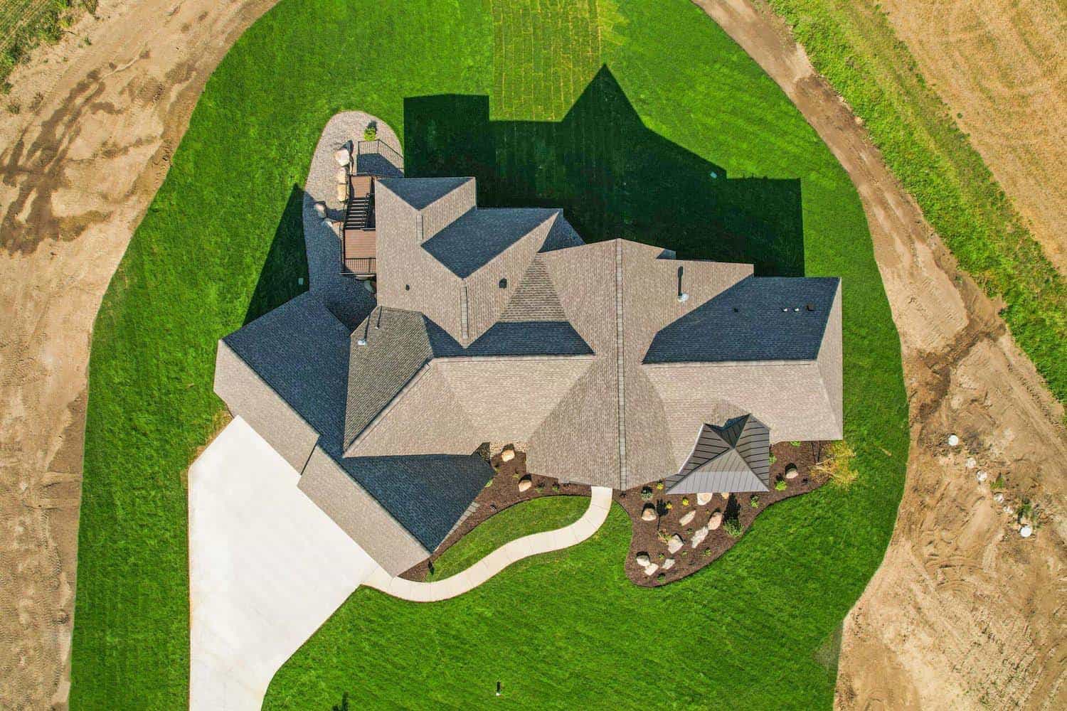 modern-ranch-home-exterior-aerial-view