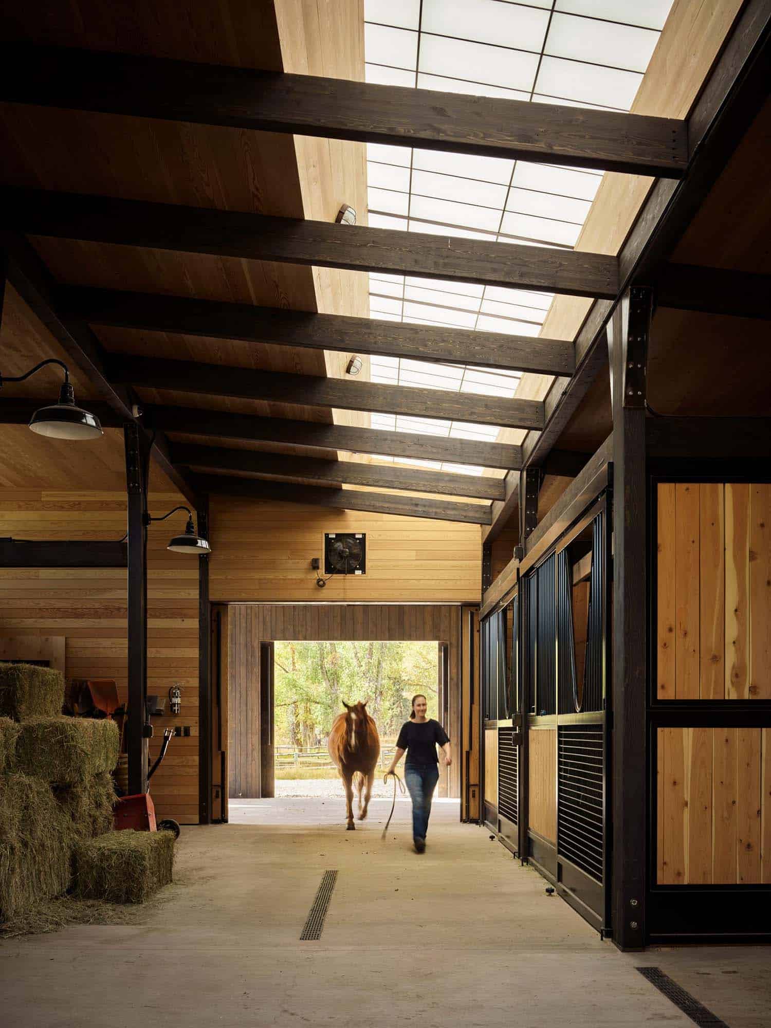 ranch-house-barn-interior