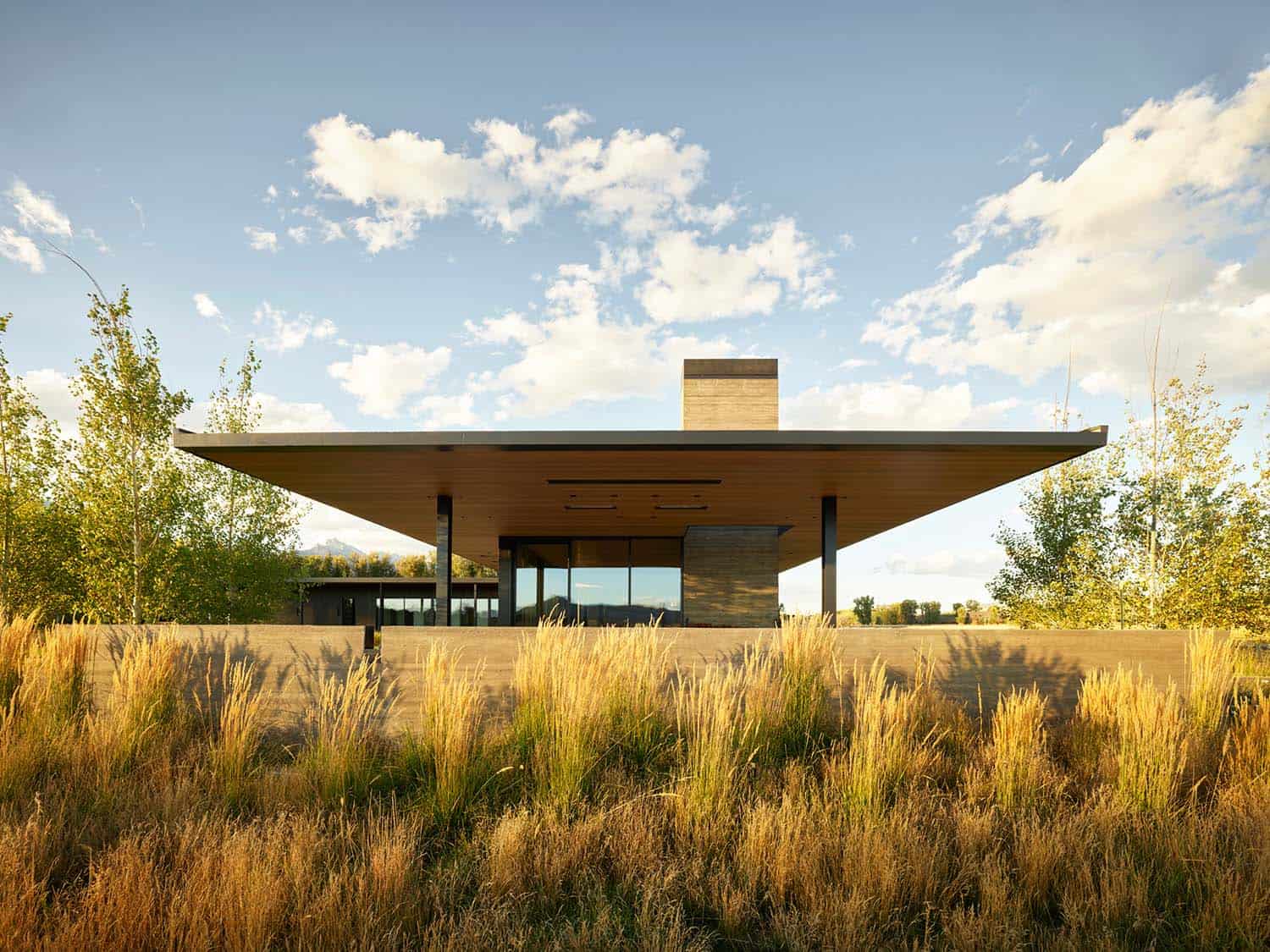 ranch-house-exterior