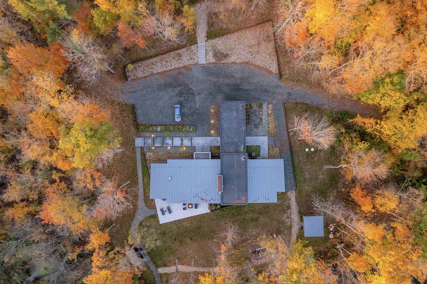 rustic-lake-house-exterior-aerial-view