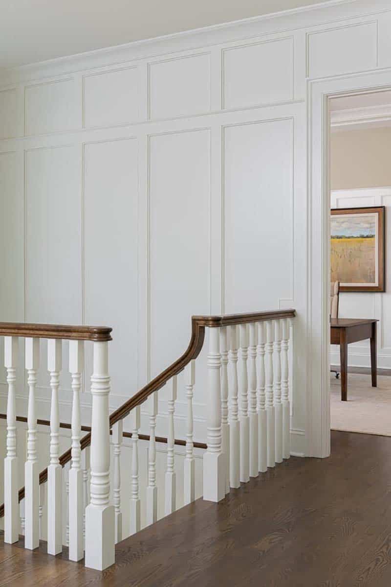 transitional-style-staircase