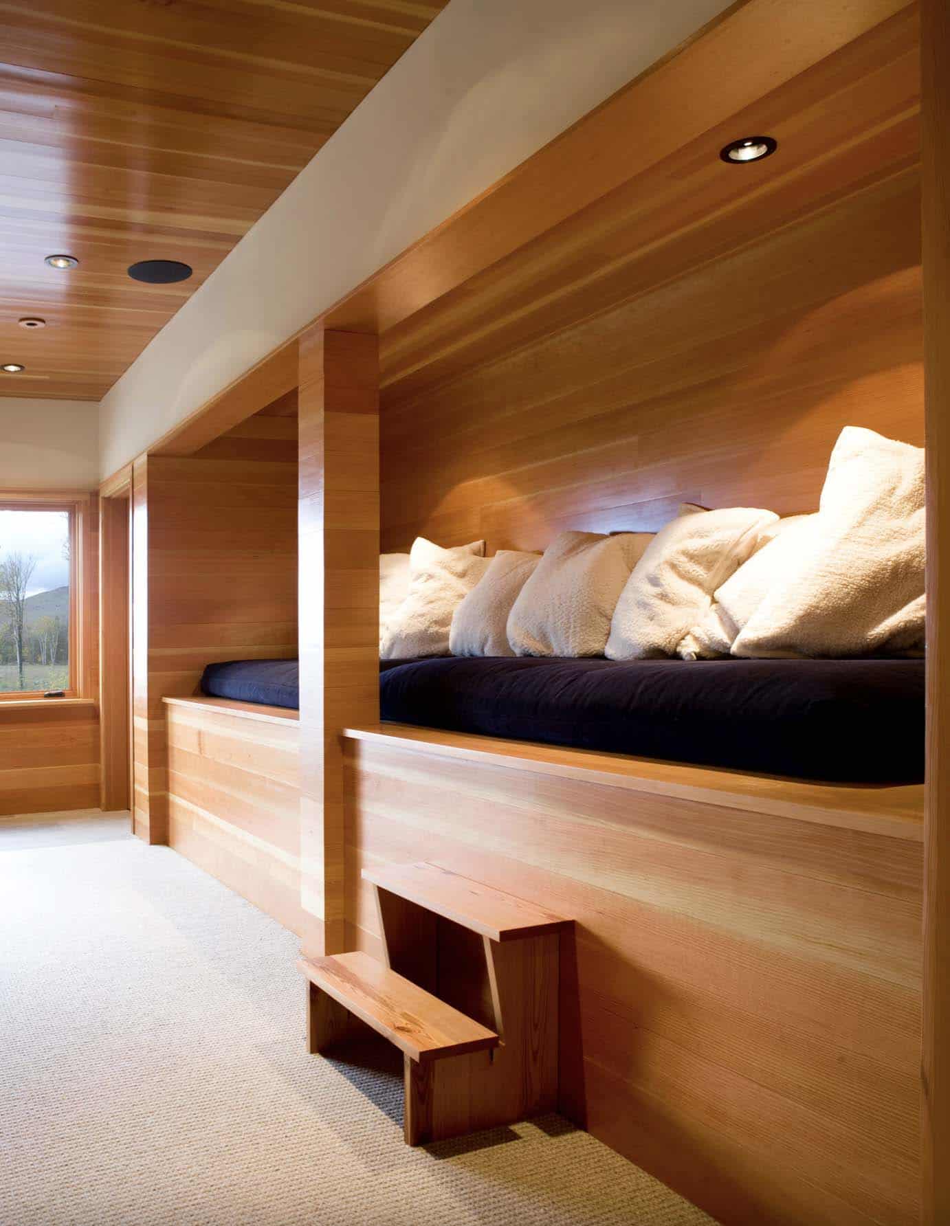 rustic-bunk-bedroom
