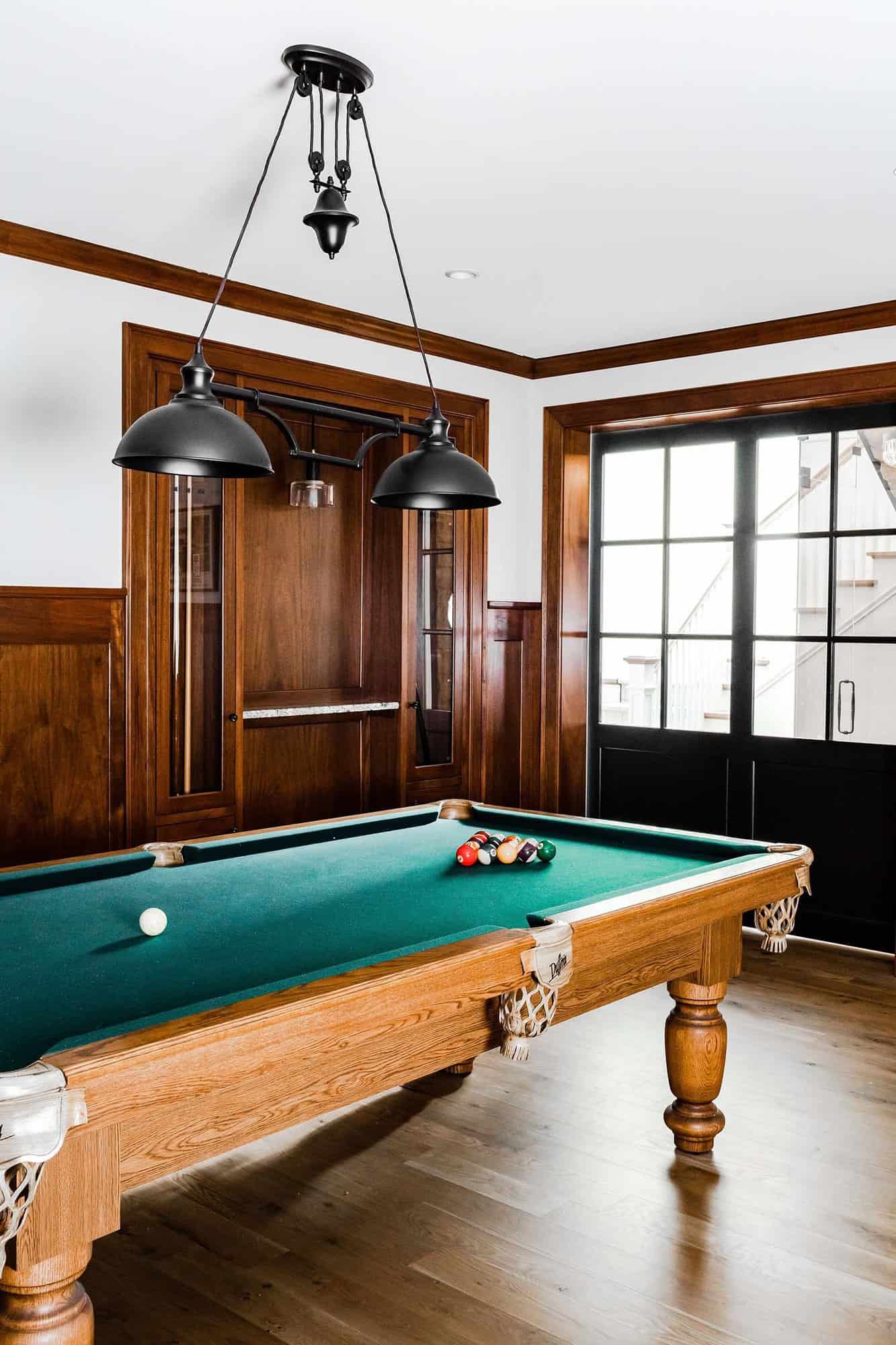 coastal-cape-cod-style-billiards-room