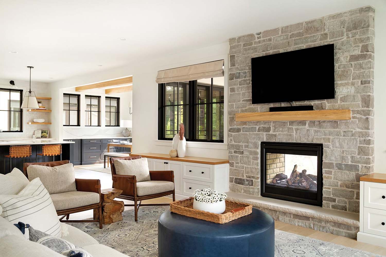coastal-inspired-modern-farmhouse-living-room