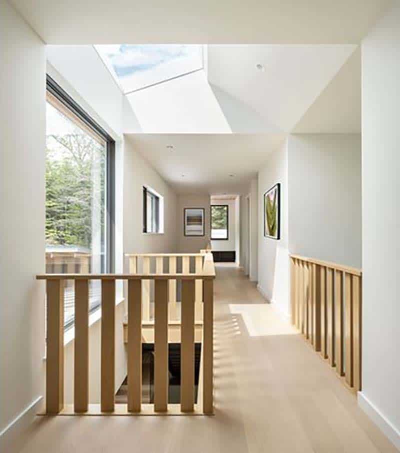 contemporary-upstairs-hallway