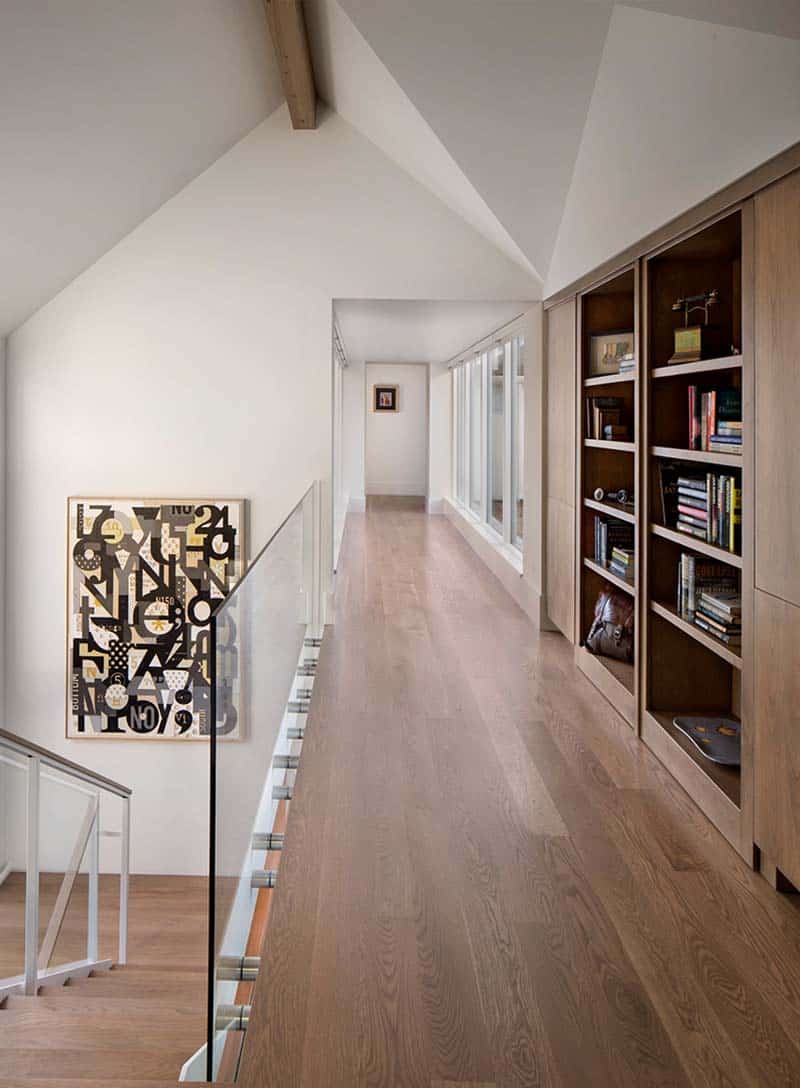 contemporary-upstairs-hallway
