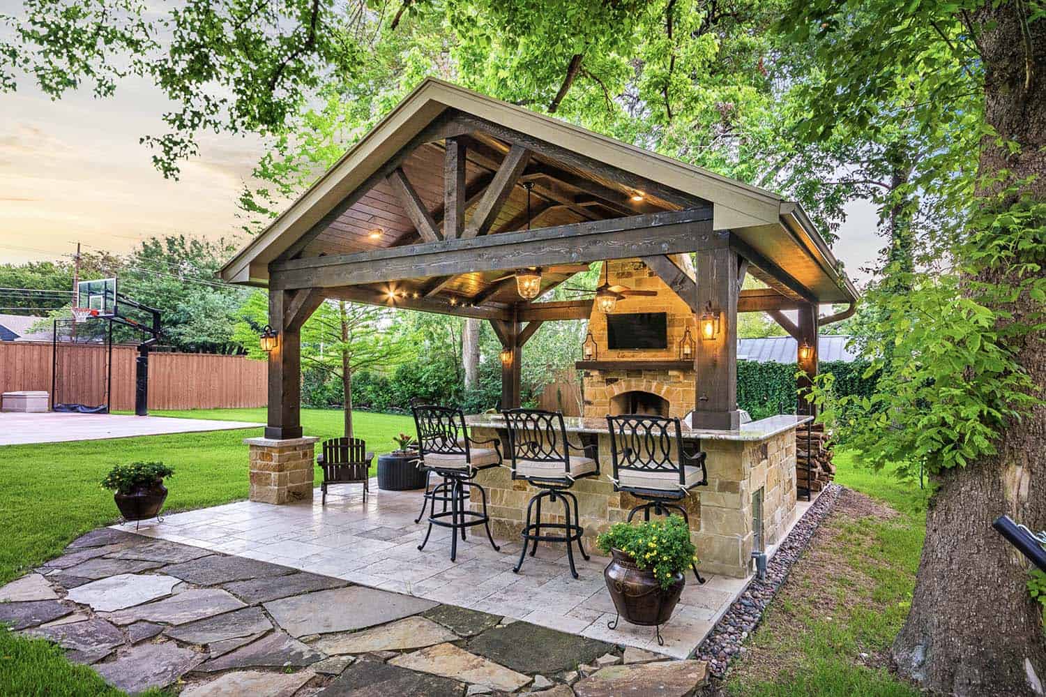 freestanding-covered-patio
