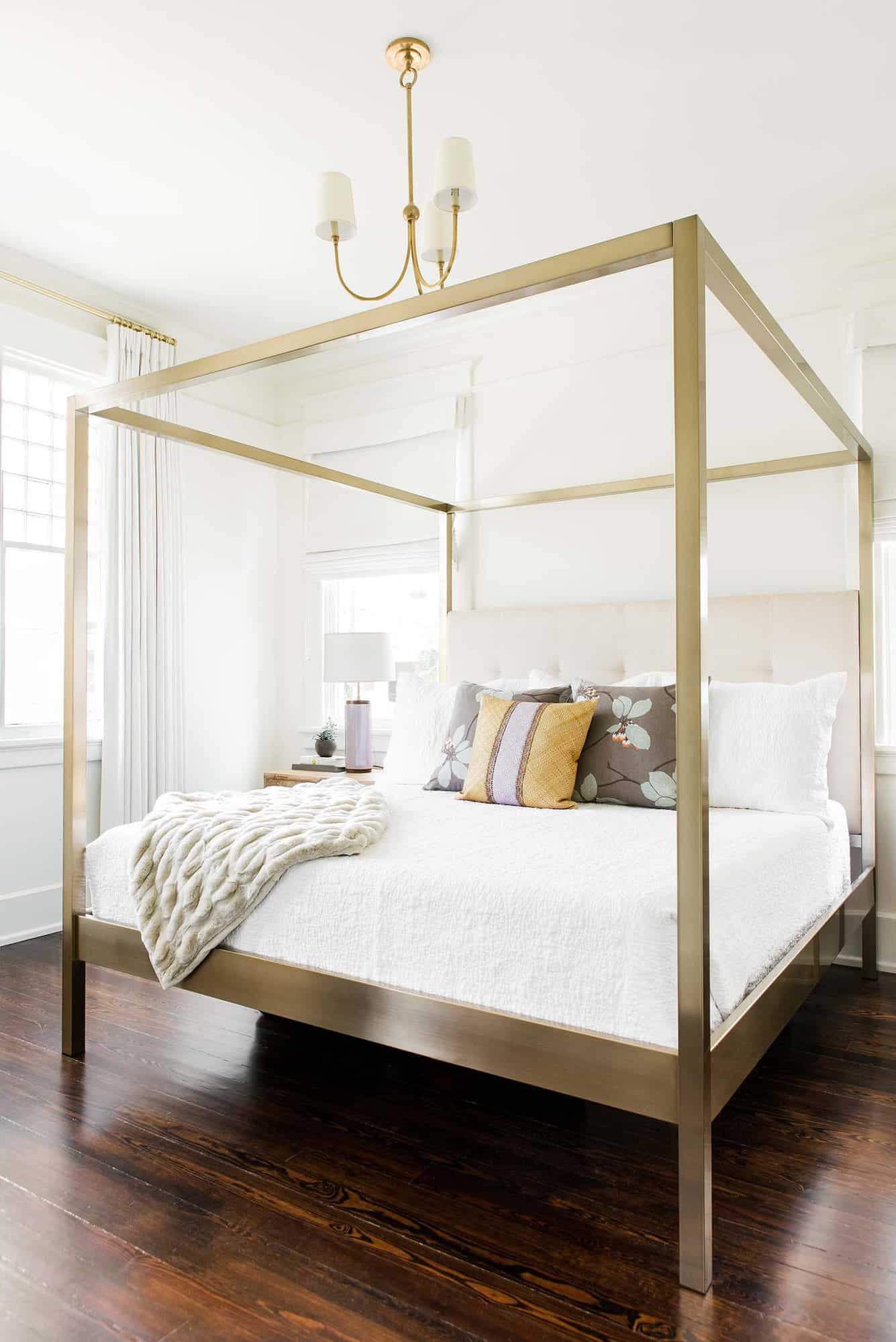 modern-bedroom-with-a-canopy-bed