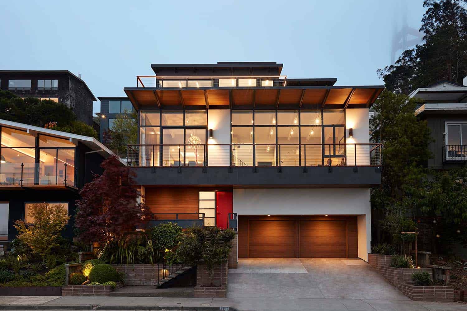 modern-house-exterior-at-dusk