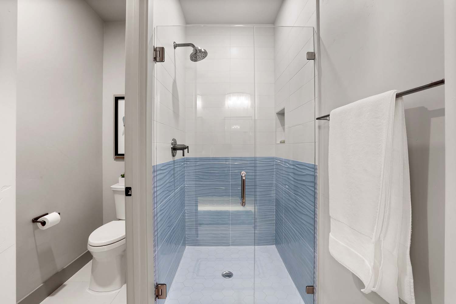 modern-guest-bathroom-with-a-shower