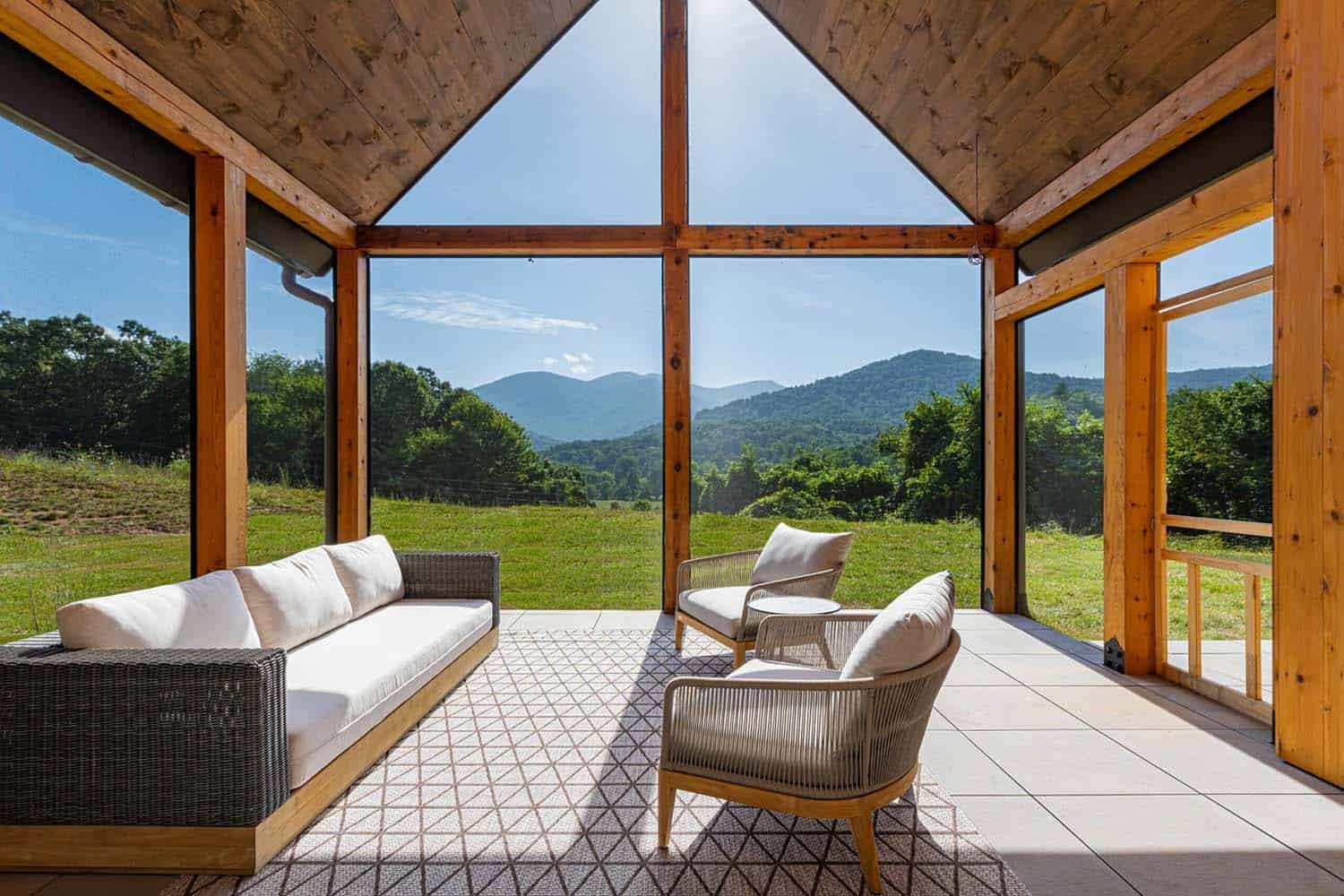 modern-farmhouse-style-screened-porch