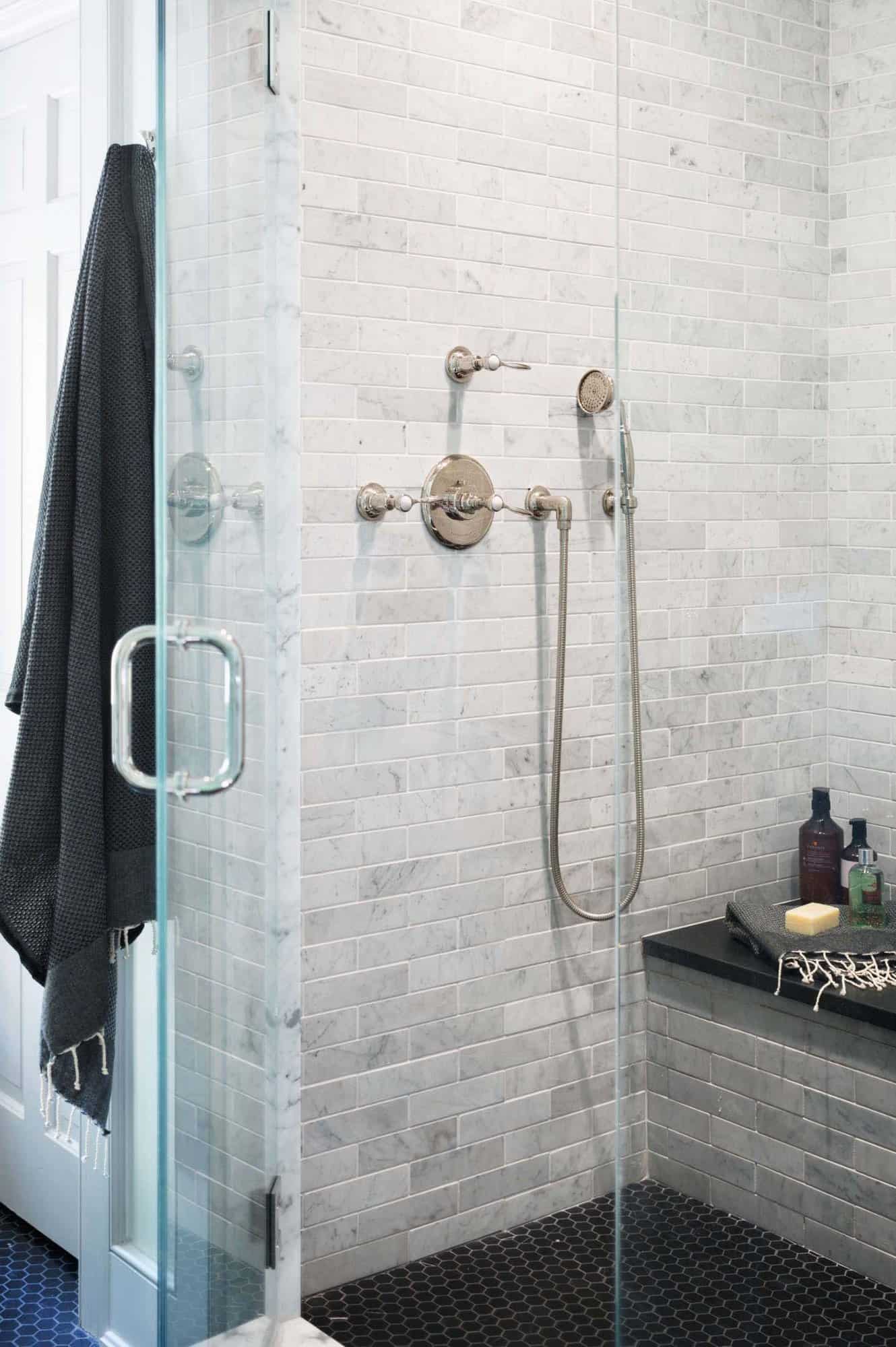farmhouse-bathroom-shower-with-white-tiles