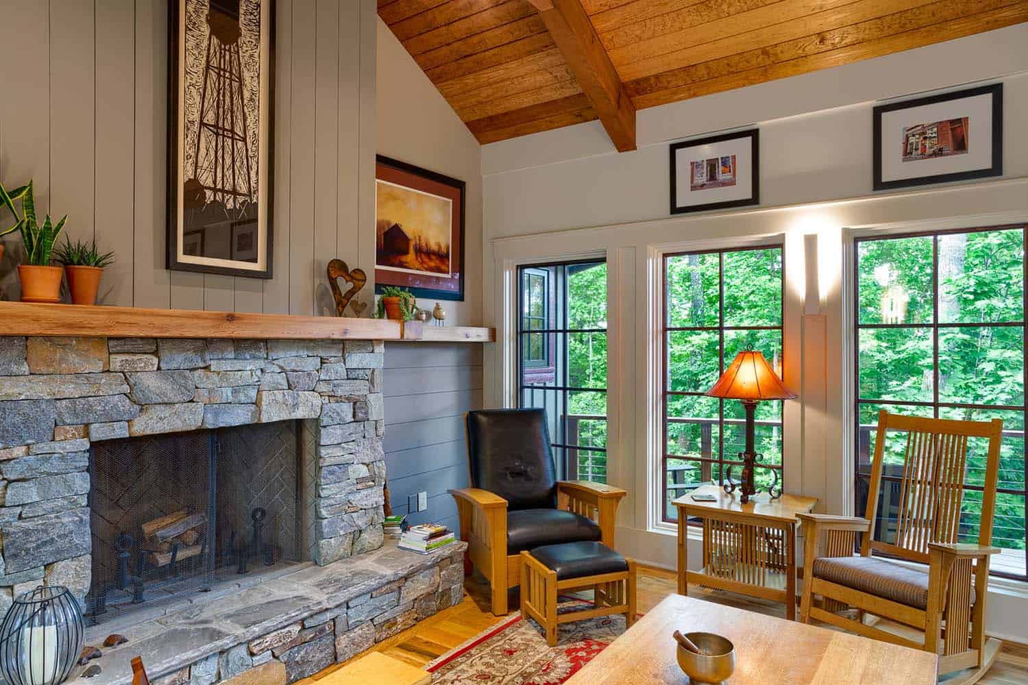 traditional-craftsman-style-living-room-with-a-fireplace