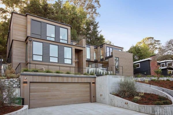 featured posts image for Inside a contemporary hillside house shaded by redwoods in Mill Valley