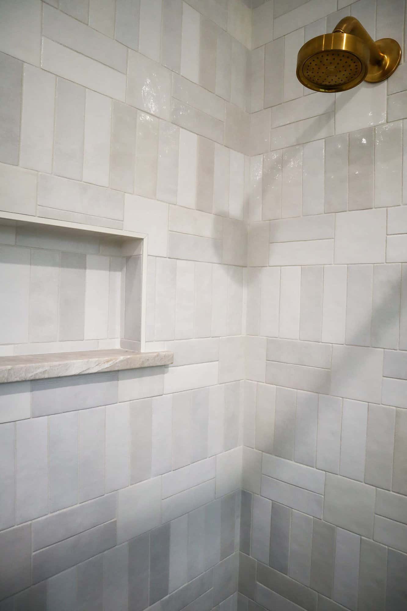contemporary-bathroom-shower-tile-detail