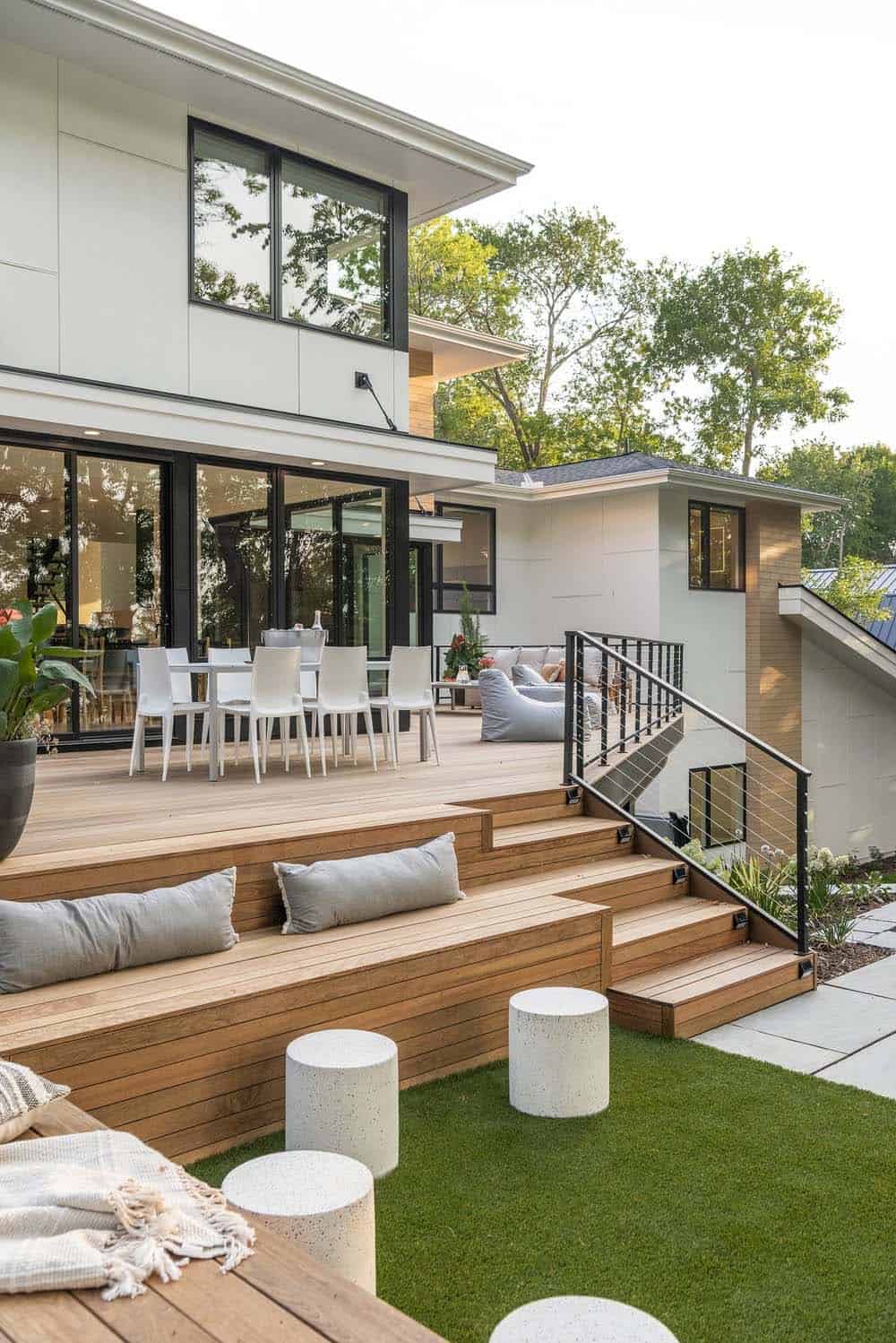 tiered-backyard-deck