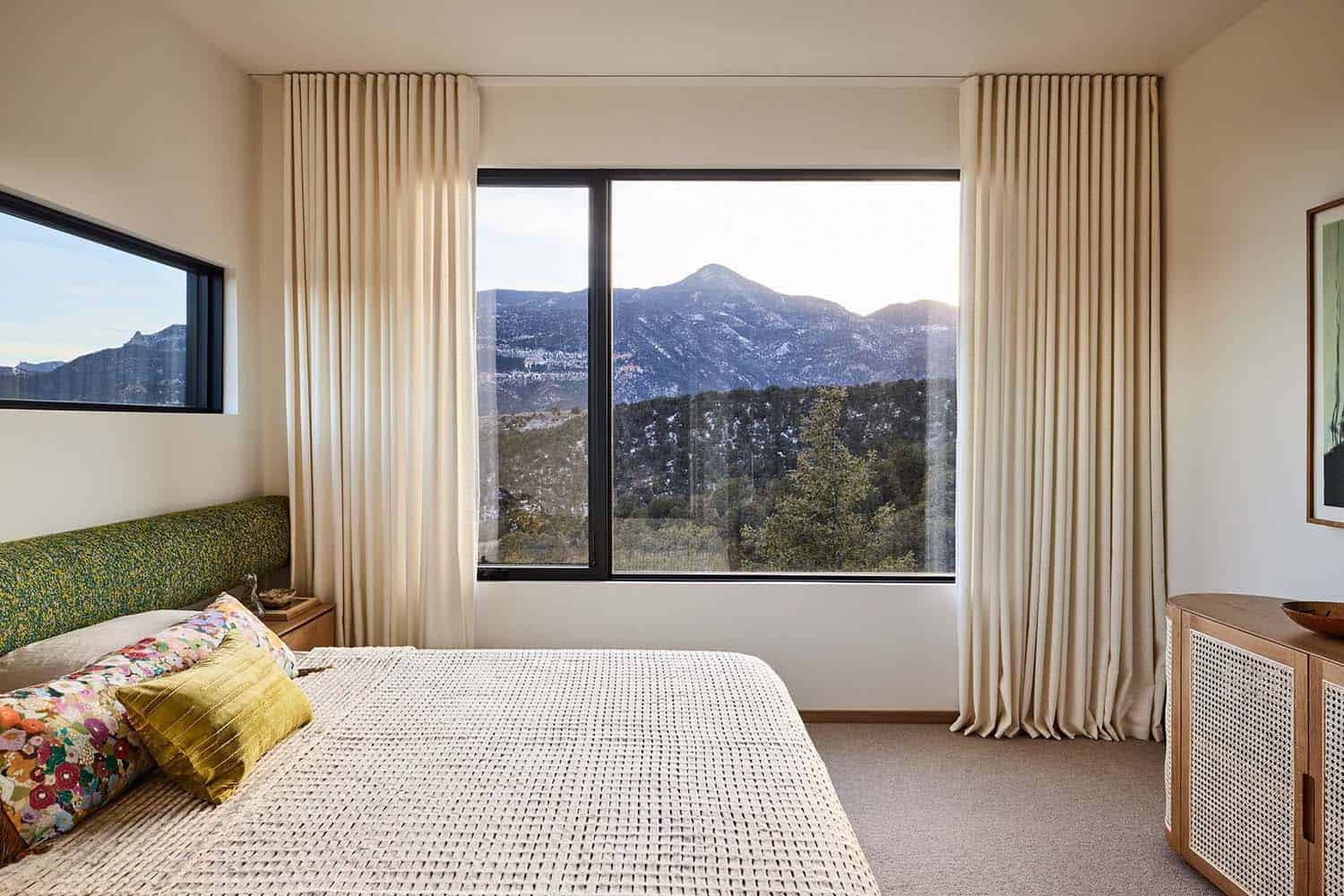 modern-minimalist-bedroom