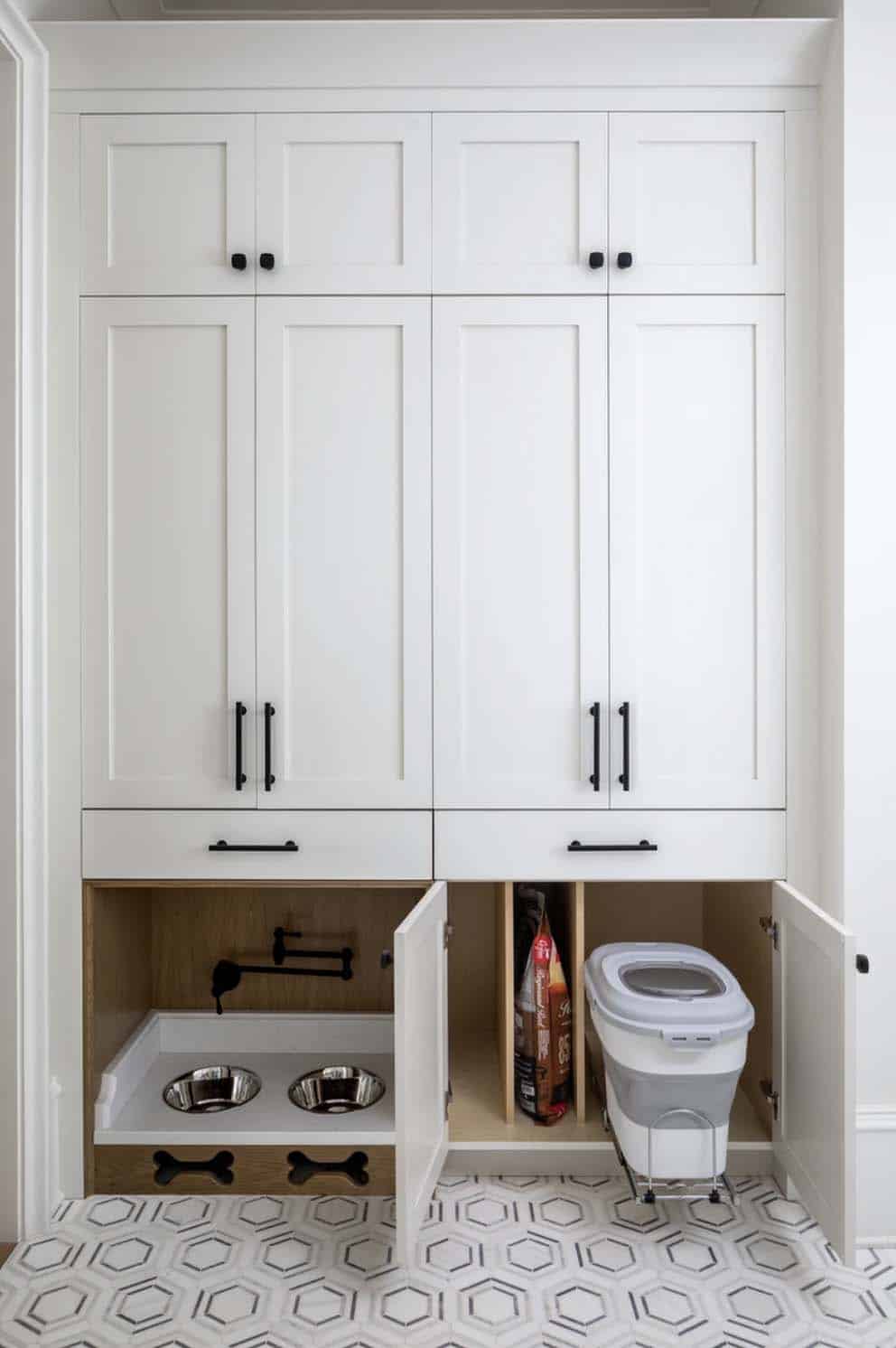 transitional-mudroom-with-a-dog-feeding-station