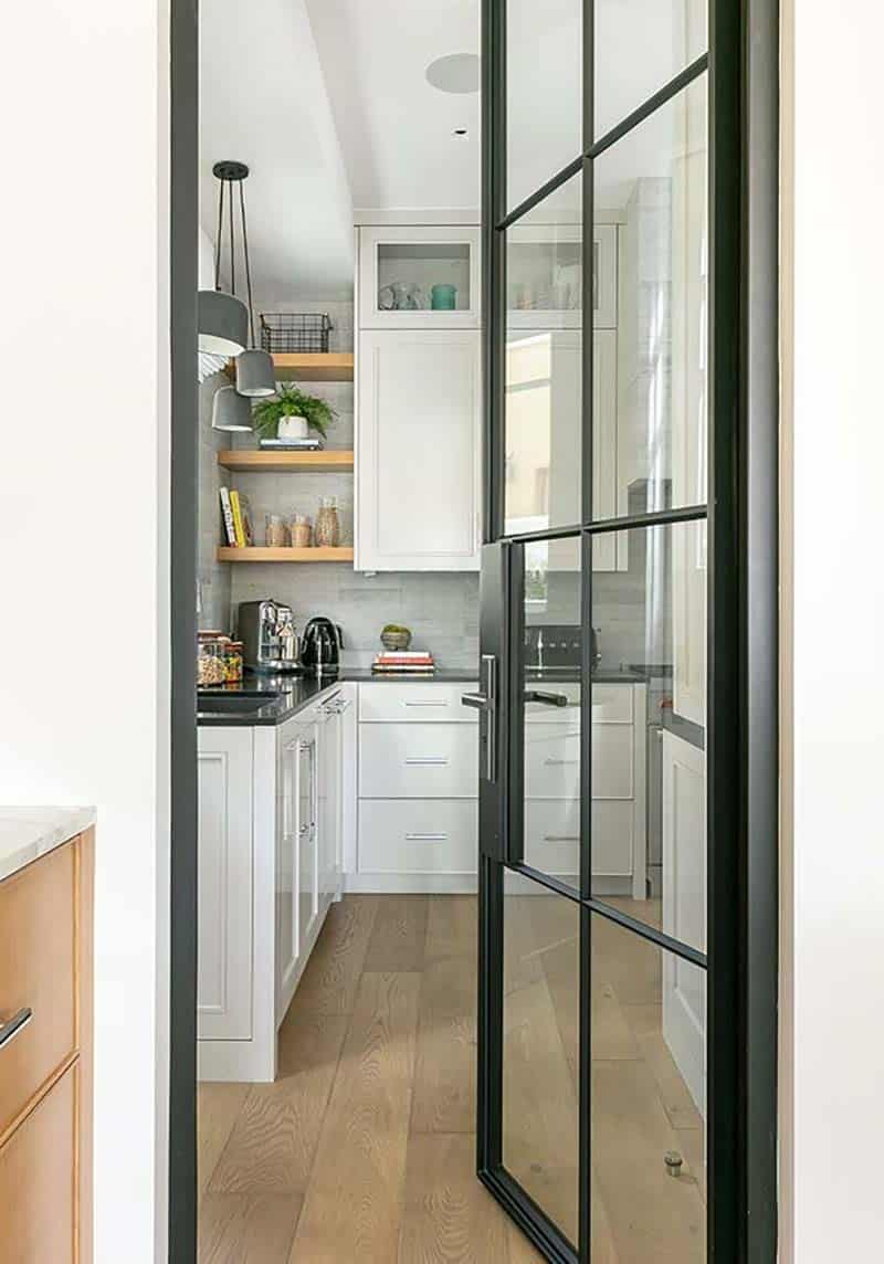 transitional-style-kitchen-pantry