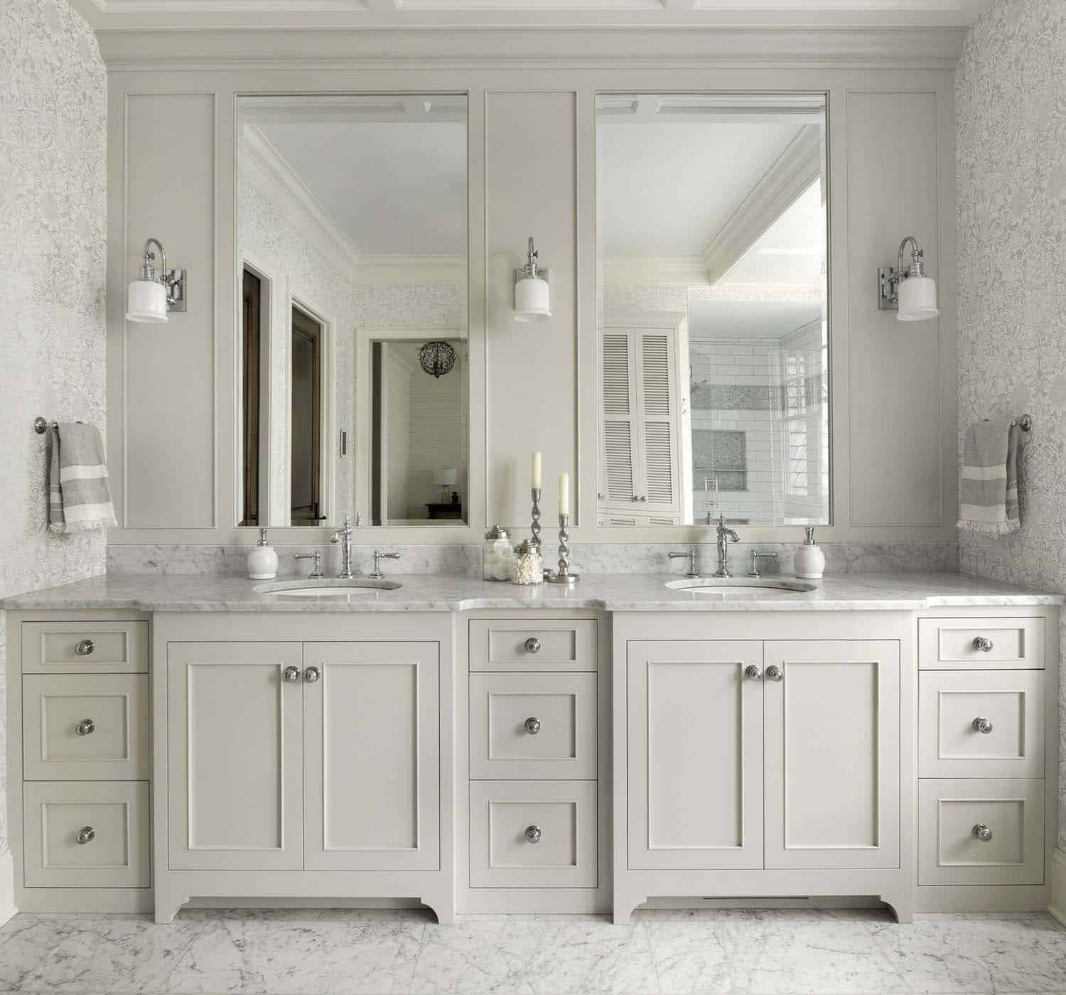 coastal-style-bathroom-vanity