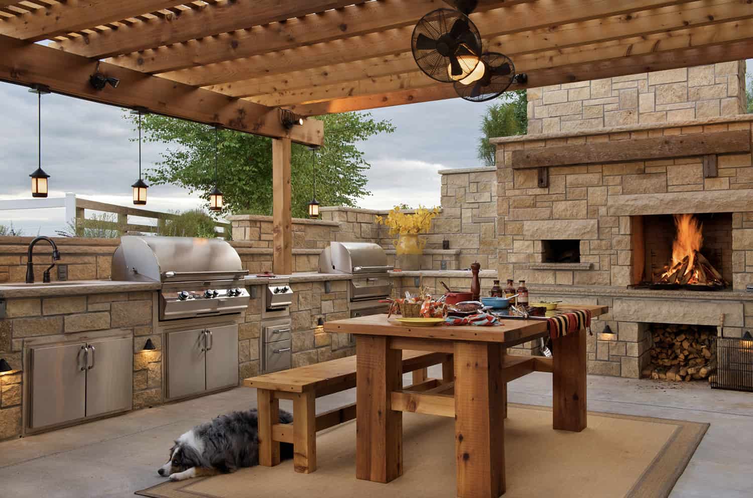 Outdoor Kitchen With Stove: Excellent Oven and Stovetop Options Plus 4  Inspiring Ideas