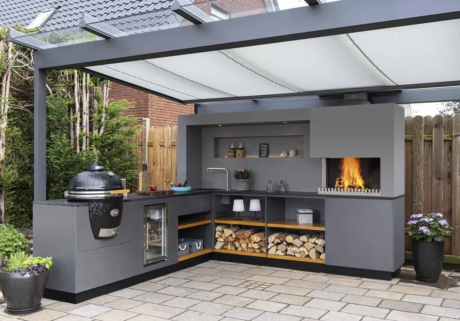 sleek-and-modern-outdoor-kitchen