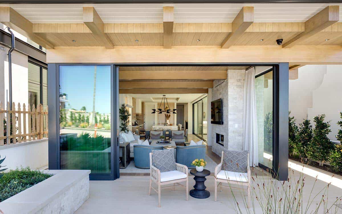 coastal-modern-patio