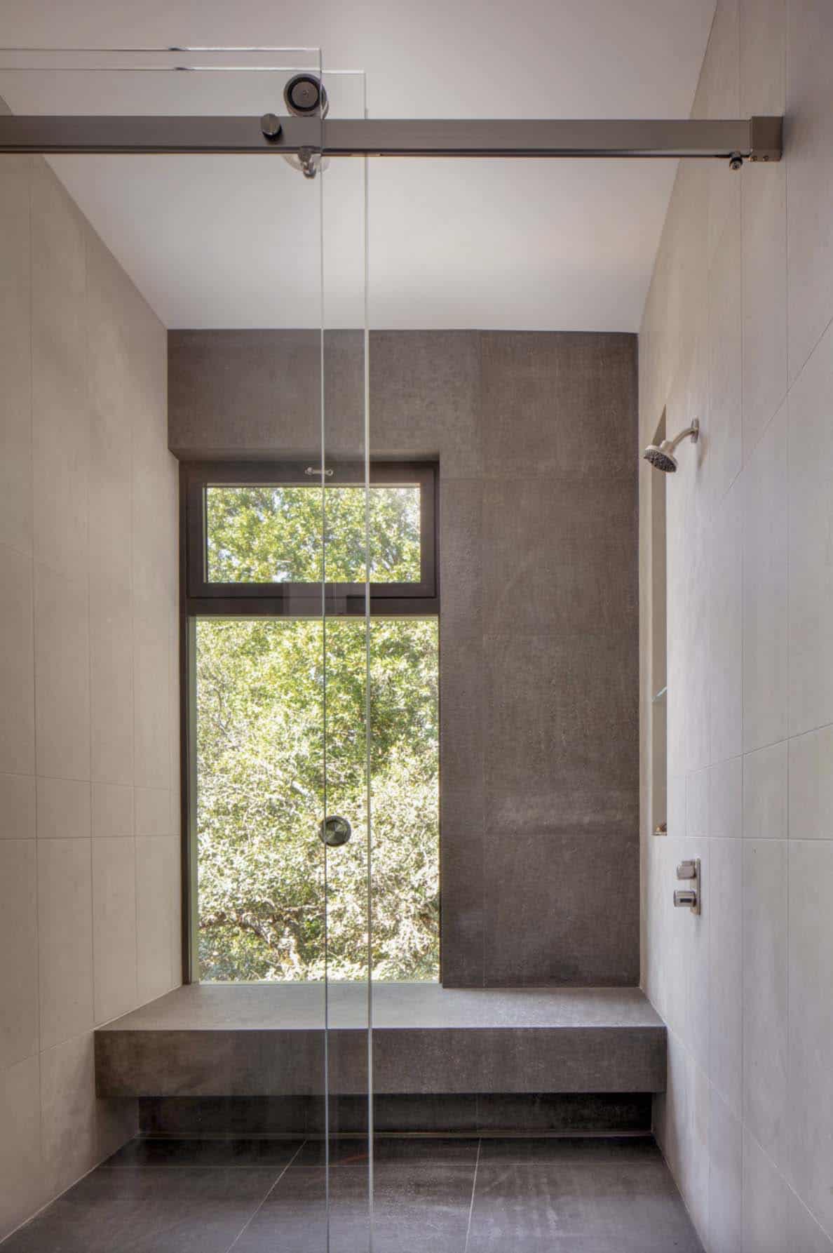 modern-bathroom-shower-wrapped-with-stone