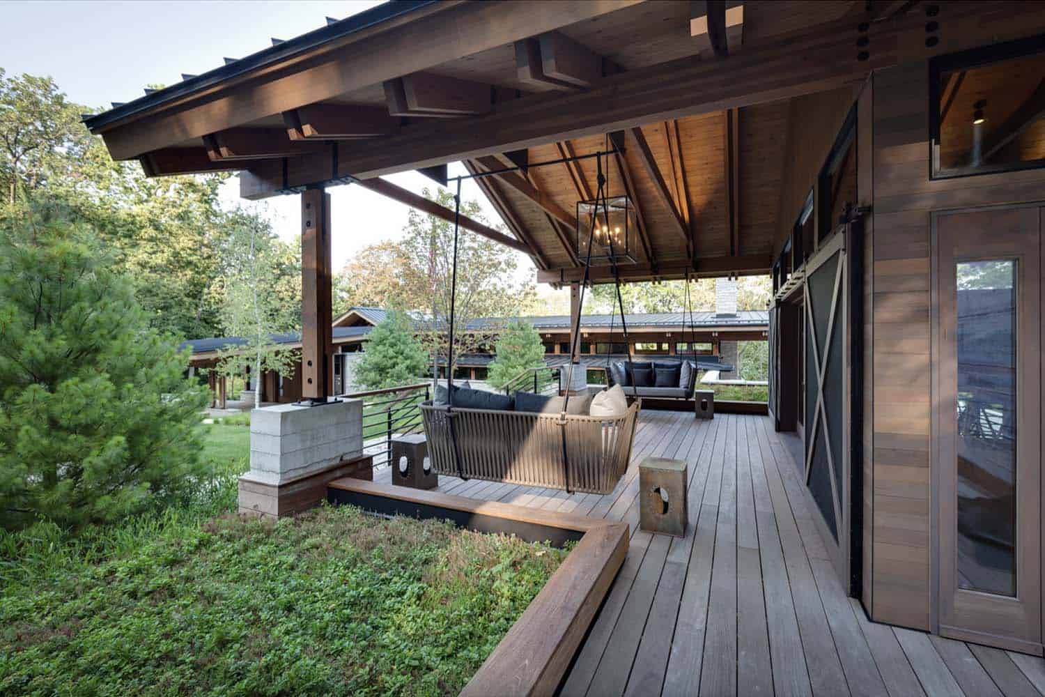 lakeside-resort-home-modern-exterior-patio