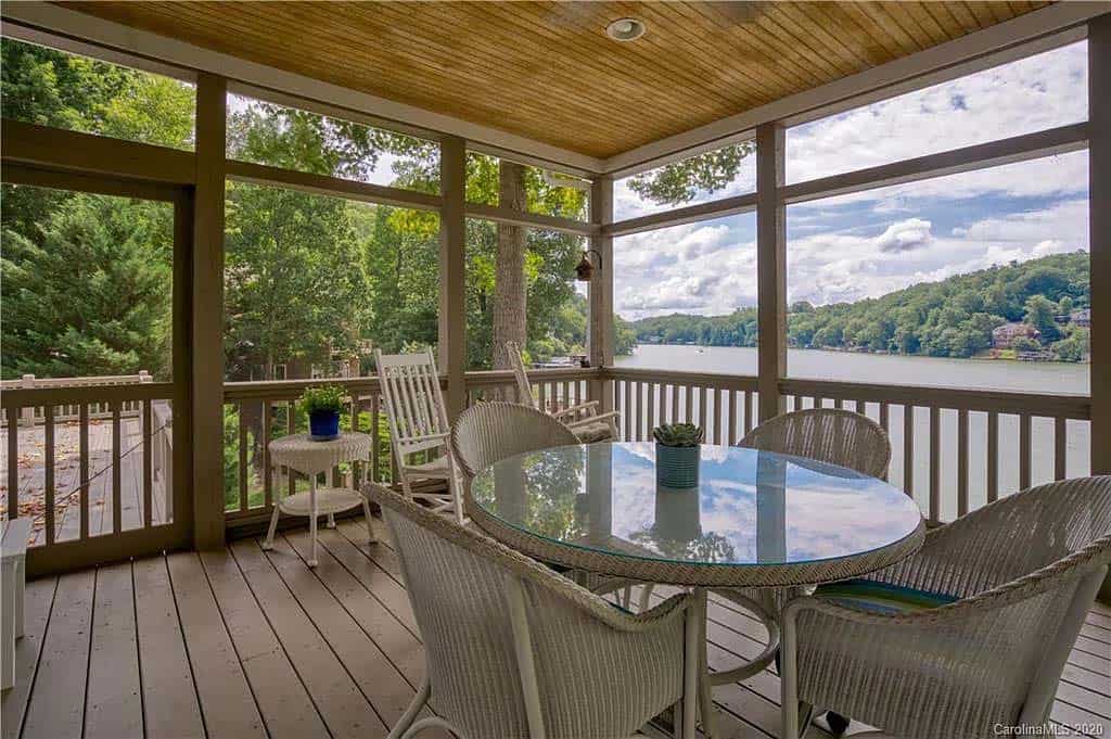 contemporary-lake-house-screened-porch-before-the-renovation