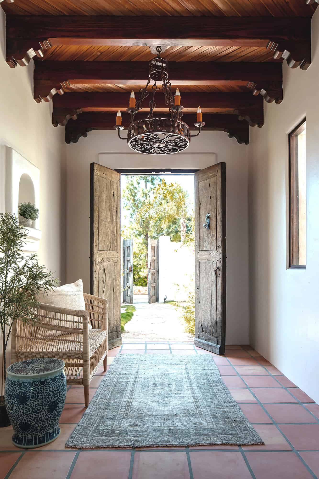 spanish-bungalow-exterior-entry