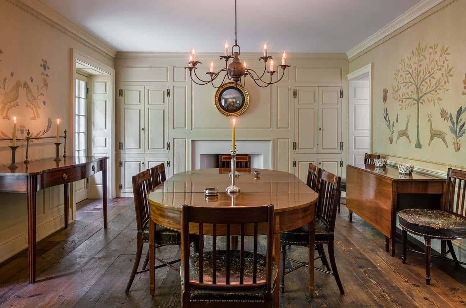 traditional-farmhouse-dining-room
