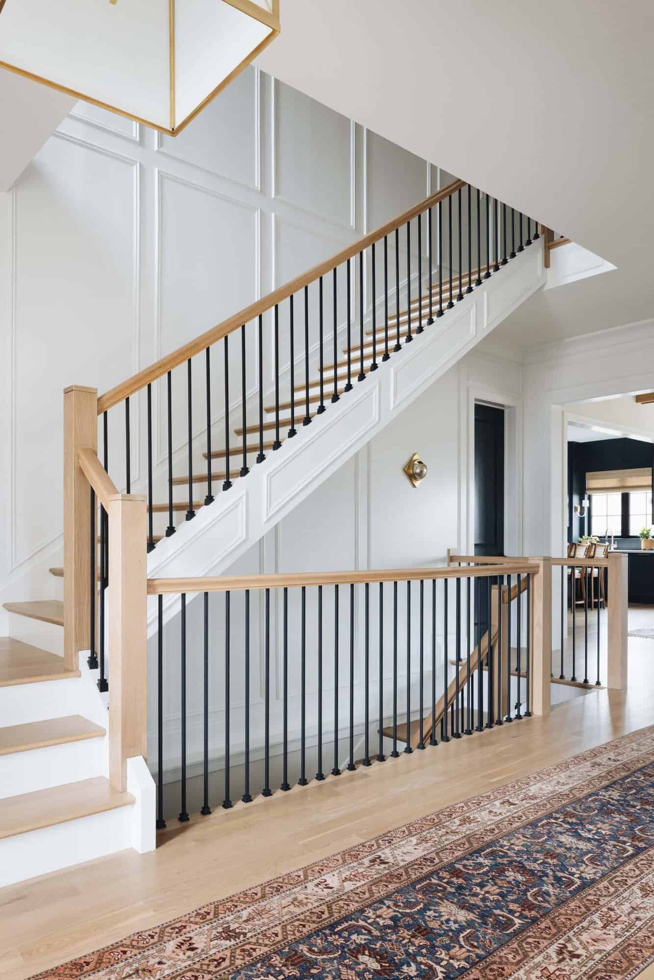 transitional-style-staircase
