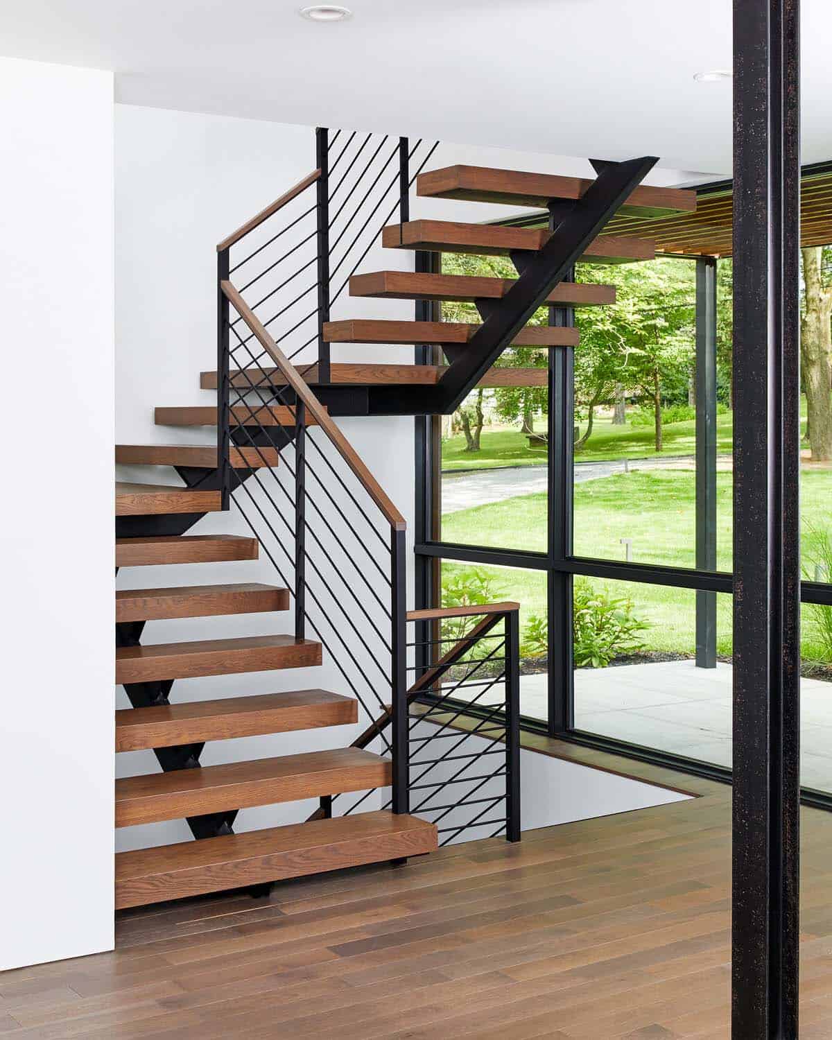 modern-wood-and-steel-staircase