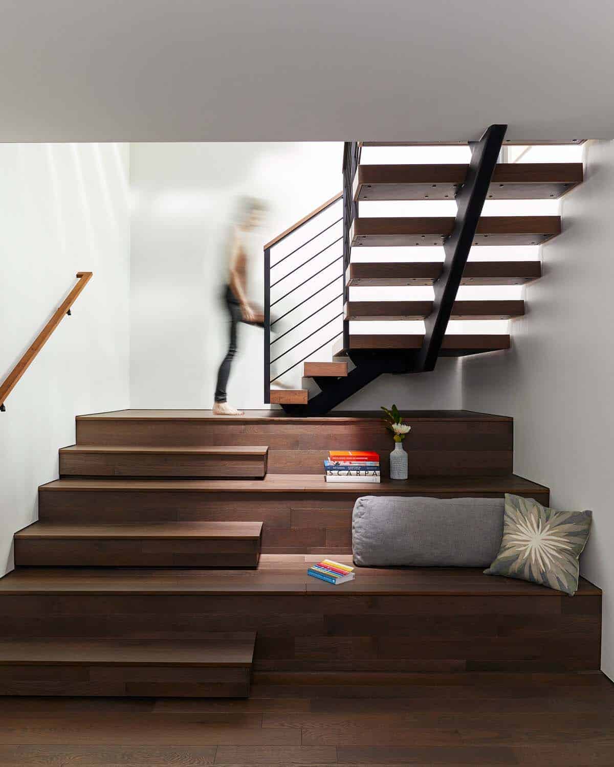 modern-wood-and-steel-staircase