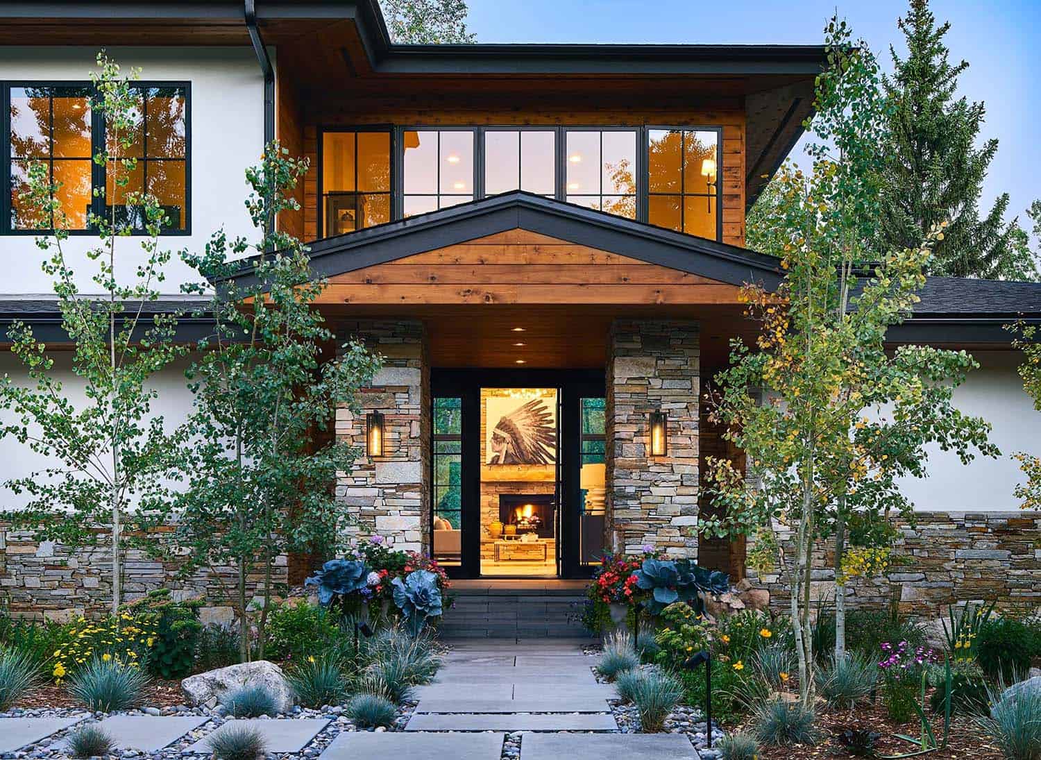 modern mountain home exterior